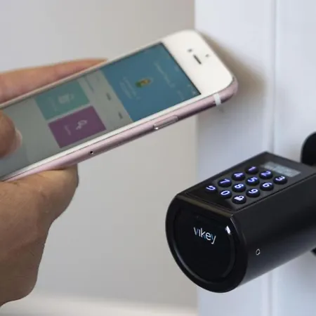 Milan Emerald Home "Wifi & Smart Lock"-3